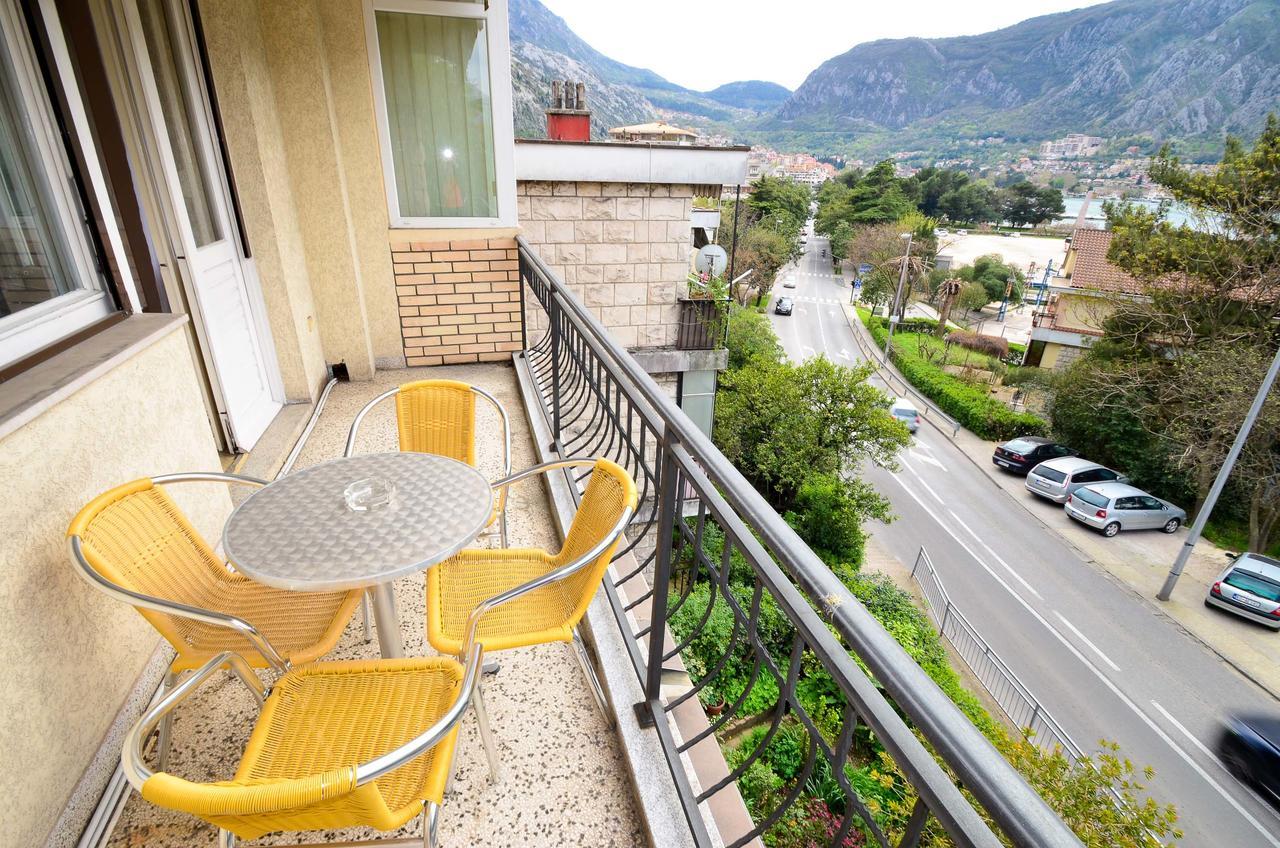 Central Apartment Kotor Kültér fotó